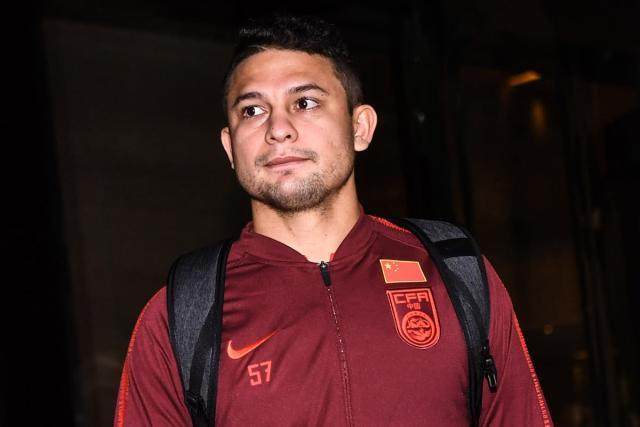 新国足海口竖旗24人参训 3名归化球员将重新现身